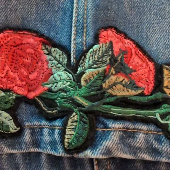 Lola + The Boys Denim Butterfly Flower & Ladybug Patch Jean Skirt Girl 7 - Picture 6 of 6